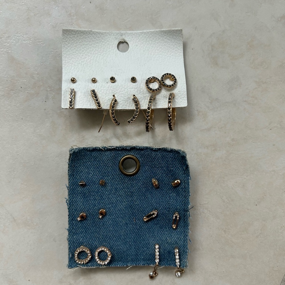NEW Earrings Set